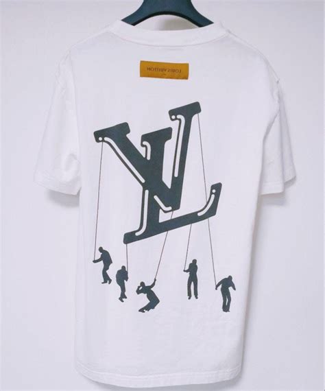 louis vuitton floating lv printed t-shirt|Embossed LV T.